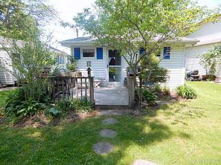 1733 Harrison Ln, Youngstown, NY 14174-9752