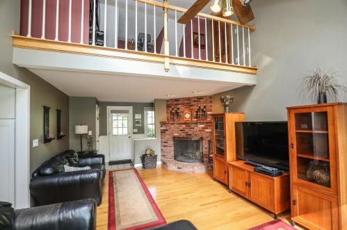 5 Fiddlers Ridge Rd, Londonderry, NH 03053-3194