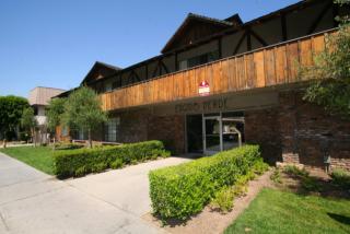 5254 Newcastle Ave, Van Nuys CA  91316-3073 exterior