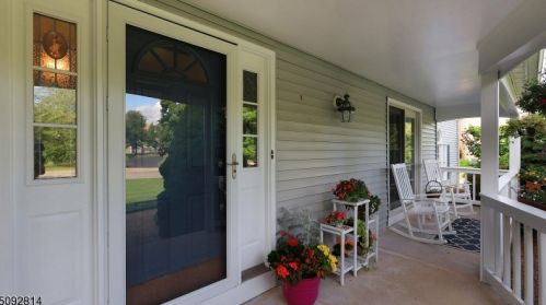 13 Woodside Ln, Flemington NJ  08822-3221 exterior