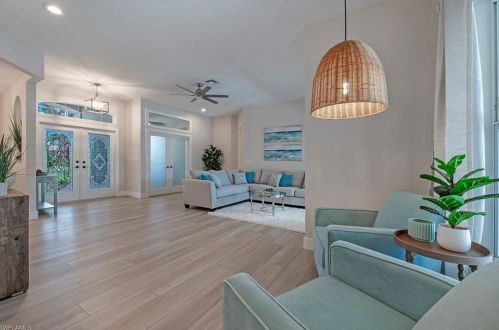 162 Palmetto Dunes Cir, Naples FL  34113-7554 exterior