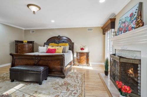 32 Ridge Rd, Parsippany NJ  07834-9629 exterior