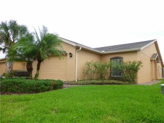 185 Grand Canal Dr, Kissimmee FL  34759-4347 exterior