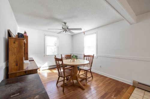 383 Whittier Dr, Fremont NH  03044-3328 exterior