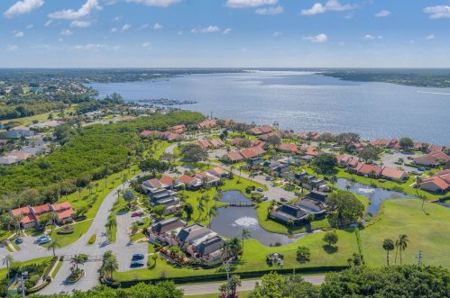 3310 Sandpiper Cir, Port Saint Lucie, FL 34952-6102