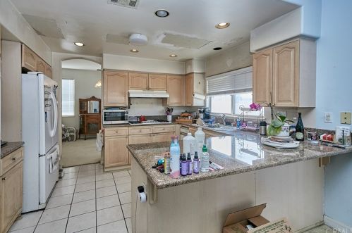 18161 Patronella Ave, Torrance CA  90504-3900 exterior