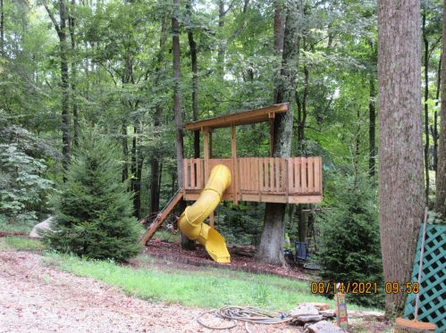 24450 Chestnut Grove Rd, Laurelville, OH 43152-9728