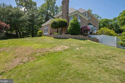 18494 Running Pine Ct, Triangle VA  22172-1424 exterior