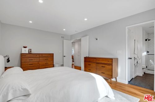 29390 Quail Run Dr, Calabasas CA  91301-1565 exterior