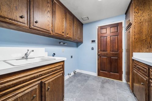 1022 Oak Canyon Ln, Glendora CA  91741-2256 exterior