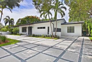 5250 76th St, Miami, FL 33143-5949