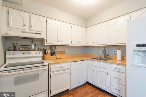 256 Lexington Rd, Collegeville PA  19473-1204 exterior