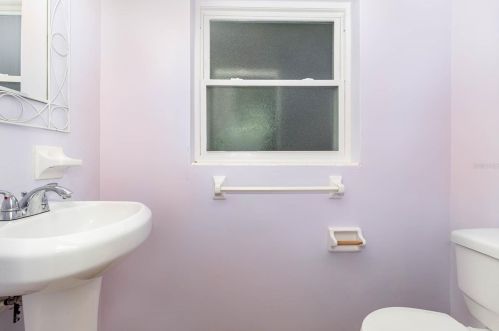 2348 Hunterfield Rd, Maitland FL  32751-3635 exterior