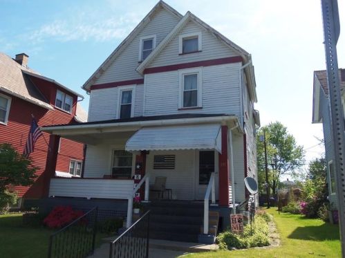 311 Cedar St, Hermitage, PA 16146-1104