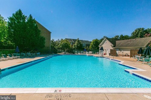 6235 Levi Ct, Springfield VA  22150-1190 exterior