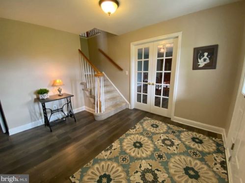 55 Kings Ct, Swedesboro NJ  08085-5033 exterior