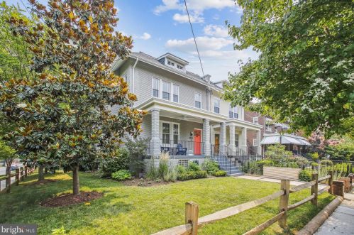 3619 17th St, Washington, DC 20018-2303
