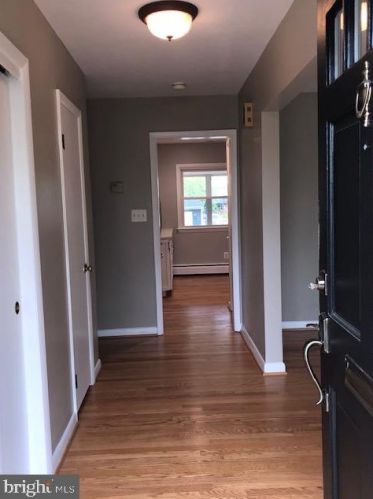 2414 Chestnut St, Falls Church VA  22043-3052 exterior