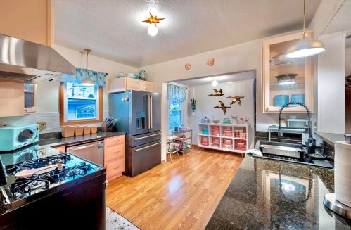 1816 27th St, Kenosha WI  53140-5006 exterior