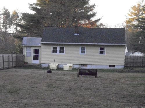 21 Humes Rd, Killingly CT  06241-1226 exterior