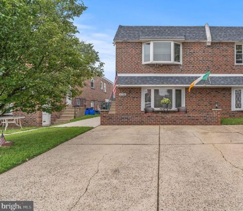 1721 Hartel Ave, Philadelphia, PA 19111-3528