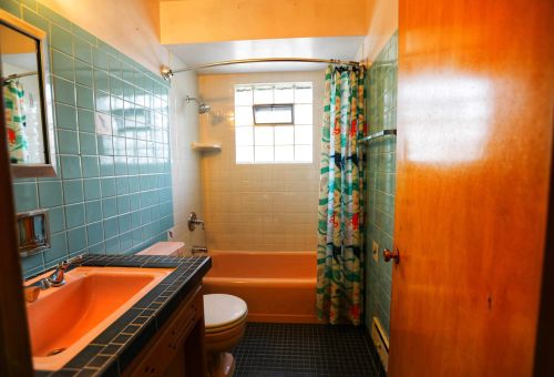 3682 Ramsey Ave, Cudahy WI 53110-3000 exterior