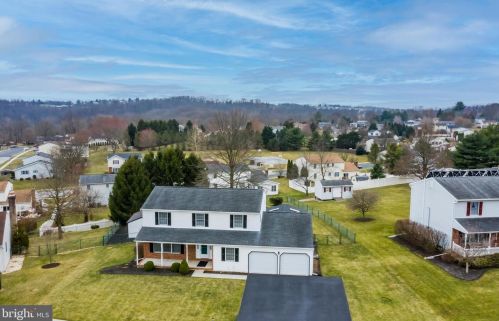 128 Ewe Rd, Navy Sup Dpt, PA 17055-4881