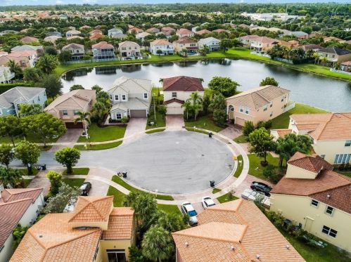 9770 Quinn Ct, West Palm Beach, FL 33414-6488