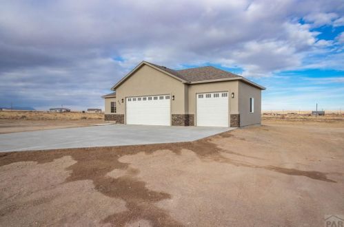 857 Cholla Dr, Pueblo, CO 81007
