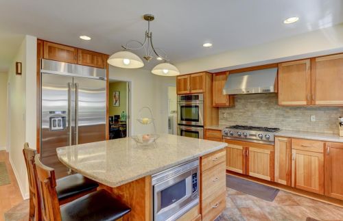 8601 Fair Oaks Ln, Dyer IN  46373-9395 exterior