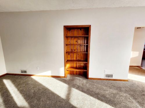 2322 Mechanicsburg Rd, Springfield OH 45503-2526 exterior