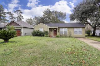 1619 Libbey Dr, Houston TX  77018-1836 exterior