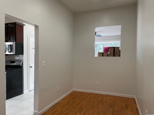 80 11 St, Huntington Station NY 11746-1729 exterior