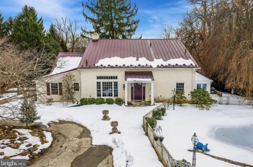 848 Goshen Rd, Newtown Square, PA 19073-2601