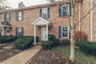 132 Cottage Pl, Nashville, TN 37214-2049