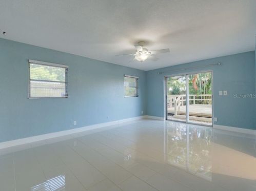 8296 33rd Ave, Saint Petersburg FL  33710-2218 exterior