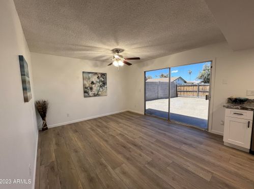 10026 47th Ave, Glendale AZ 85304-4427 exterior