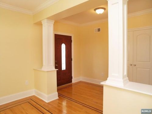 22 Columbia Ave, Cliffside Park NJ  07010-3016 exterior