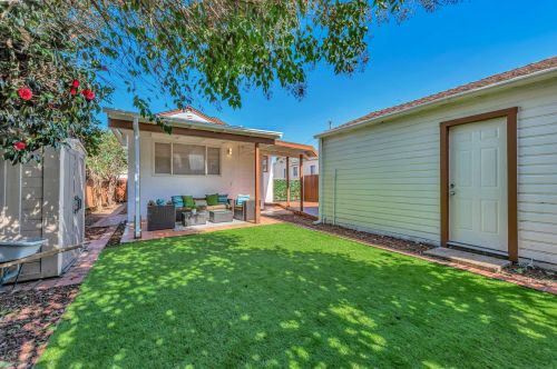 1244 106th Ave, Oakland CA  94603-3814 exterior