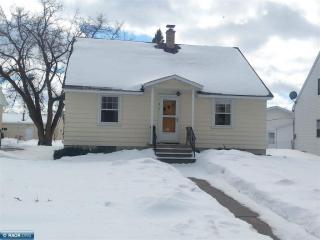 317 9 St, Chisholm MN  55719-1243 exterior
