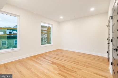 1108 3rd St, Philadelphia PA  19147-0053 exterior