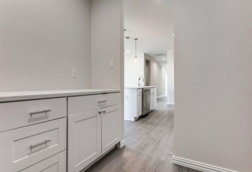 4343 Frank St, Dallas TX  75210-1236 exterior