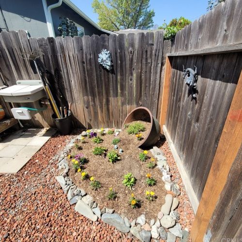 475 9 St, Lakeport CA  95453-4220 exterior