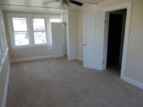 1001 Chestnut St, Mount Vernon OH  43050-2819 exterior