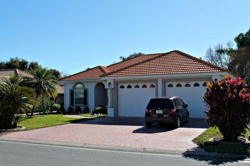 236 Golf Aire Blvd, Winter Haven, FL 33884-3251