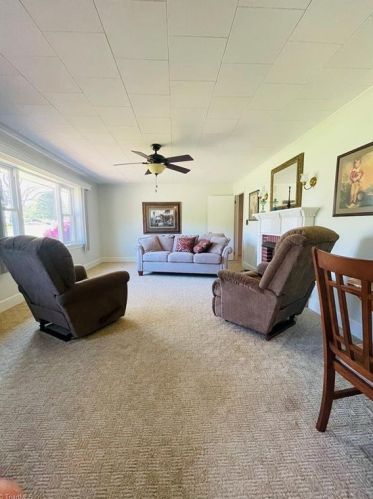 127 Pineview Dr, Mount Airy NC 27030-5145 exterior