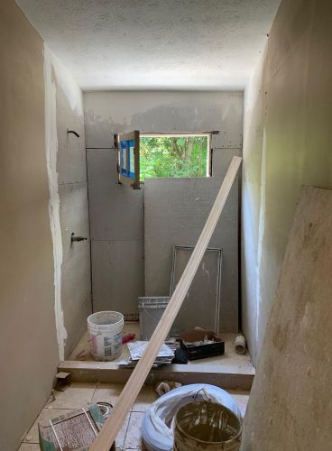 4556 Hamilton Ave, Cincinnati OH  45223-1777 exterior