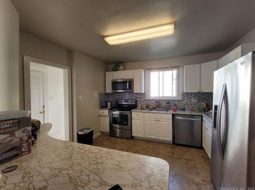 16 Byron St, Waterbury CT  06704-1701 exterior