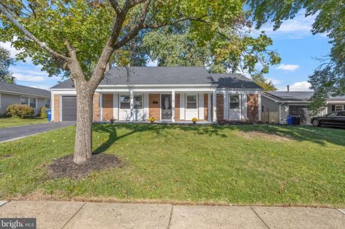 21 Echohill Ln, Willingboro, NJ 08046-2203