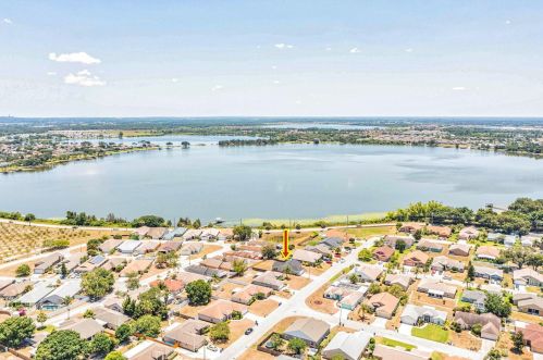 825 Reflections Loop, Winter Haven, FL 33884-3568